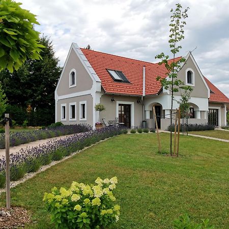 Villa Tilia Vaszoly Экстерьер фото